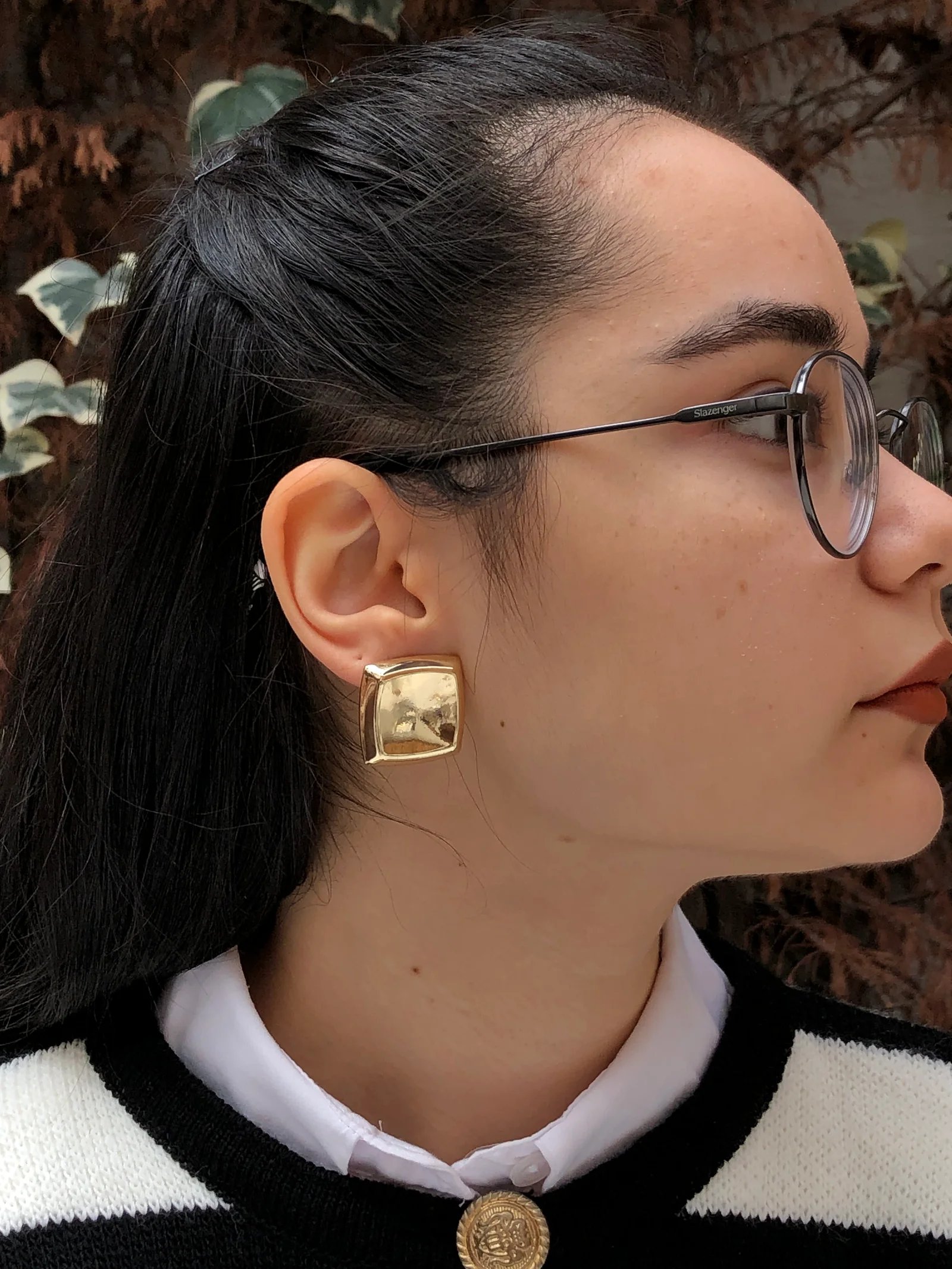 Çelik gold kare küpe